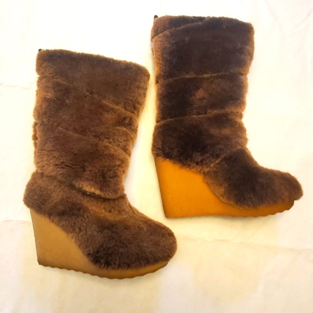 Tory burch furboots 7.5